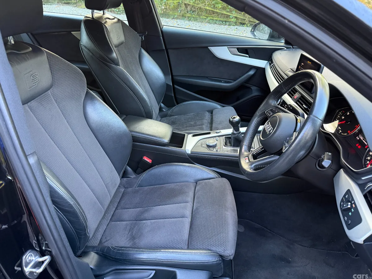Audi A4 Saloon, Petrol, 2018, Black