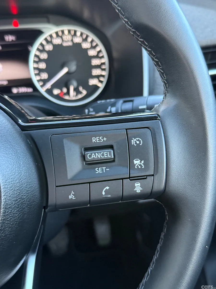 Nissan Qashqai MPV, Petrol, 2025, Grey