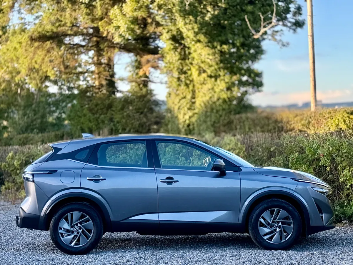 Nissan Qashqai MPV, Petrol, 2025, Grey