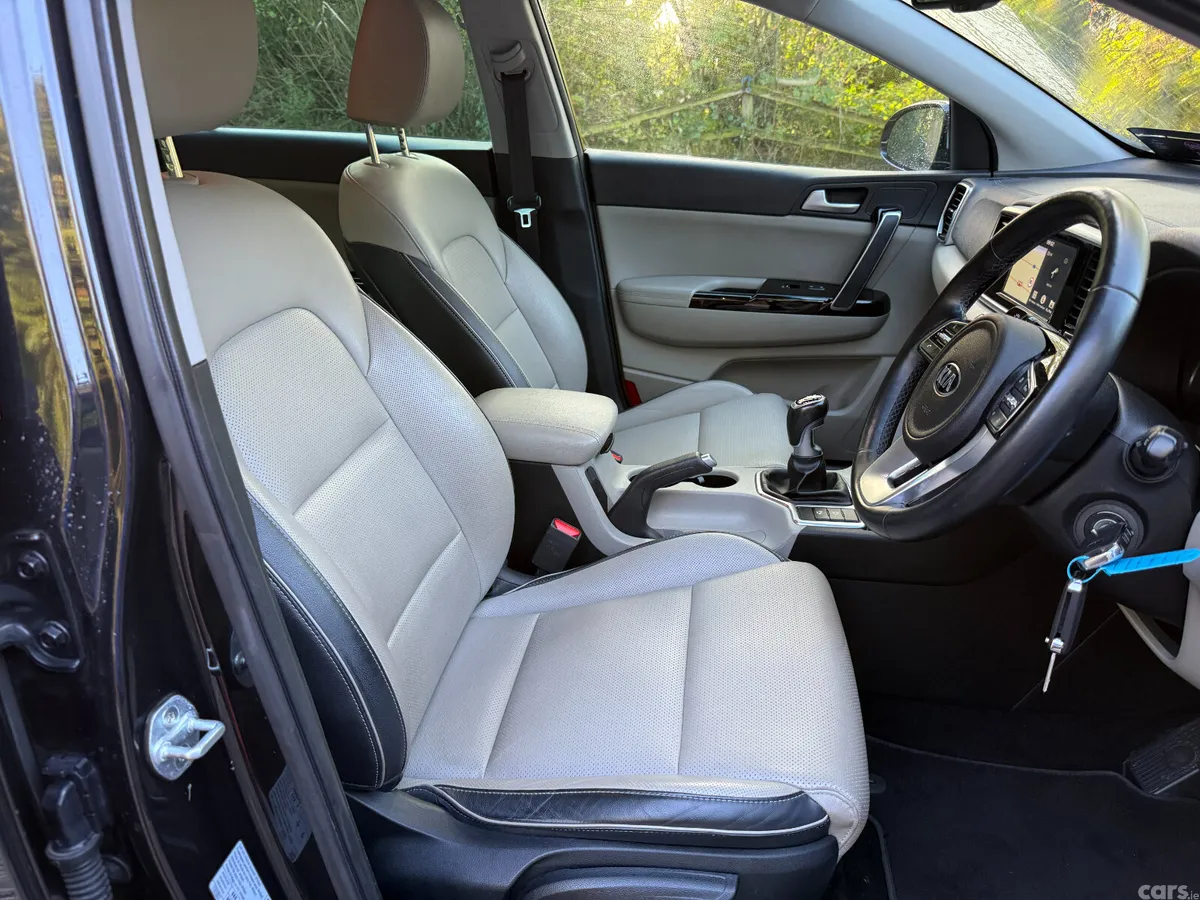 Kia Sportage SUV, Diesel, 2020, Black