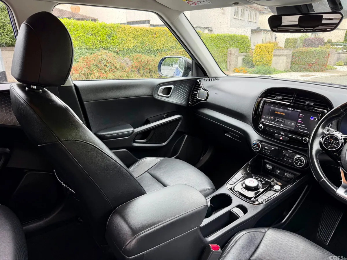 Kia Soul Hatchback, Electric, 2021, Blue