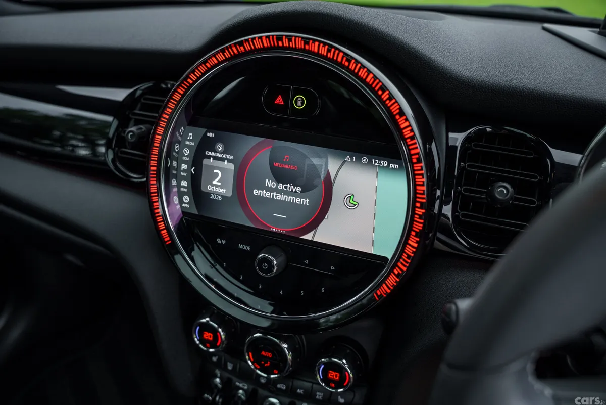 Mini Electric Hatchback, Electric, 2023, Grey