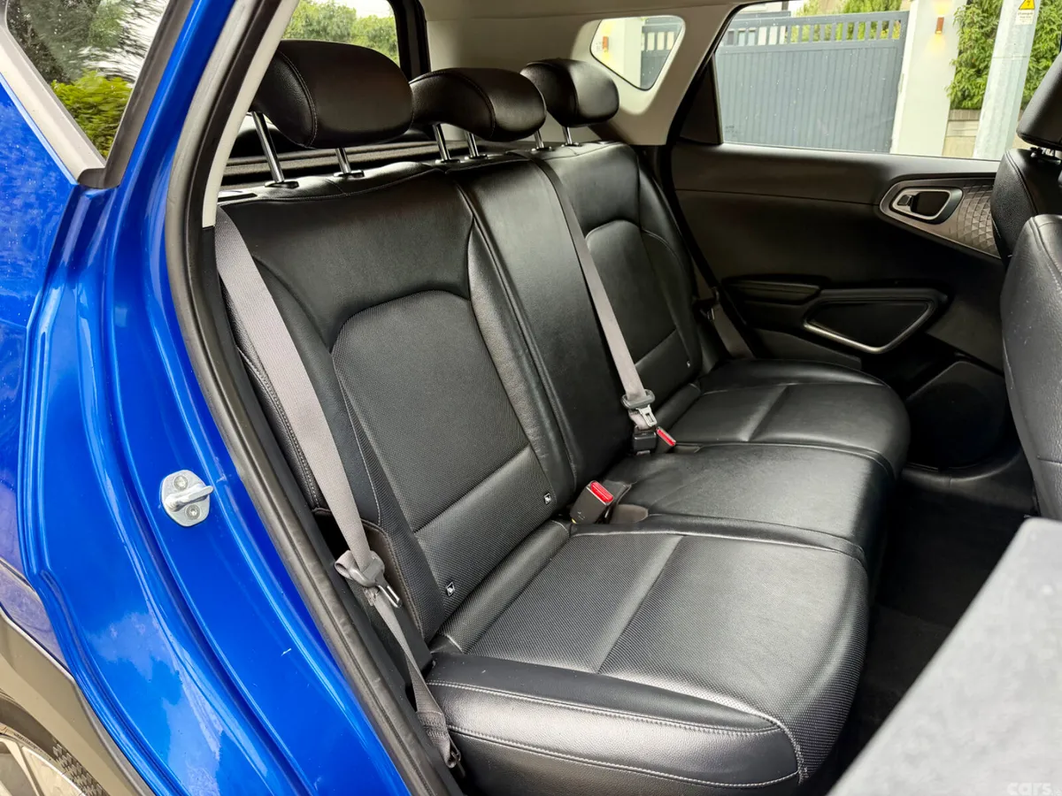 Kia Soul Hatchback, Electric, 2021, Blue