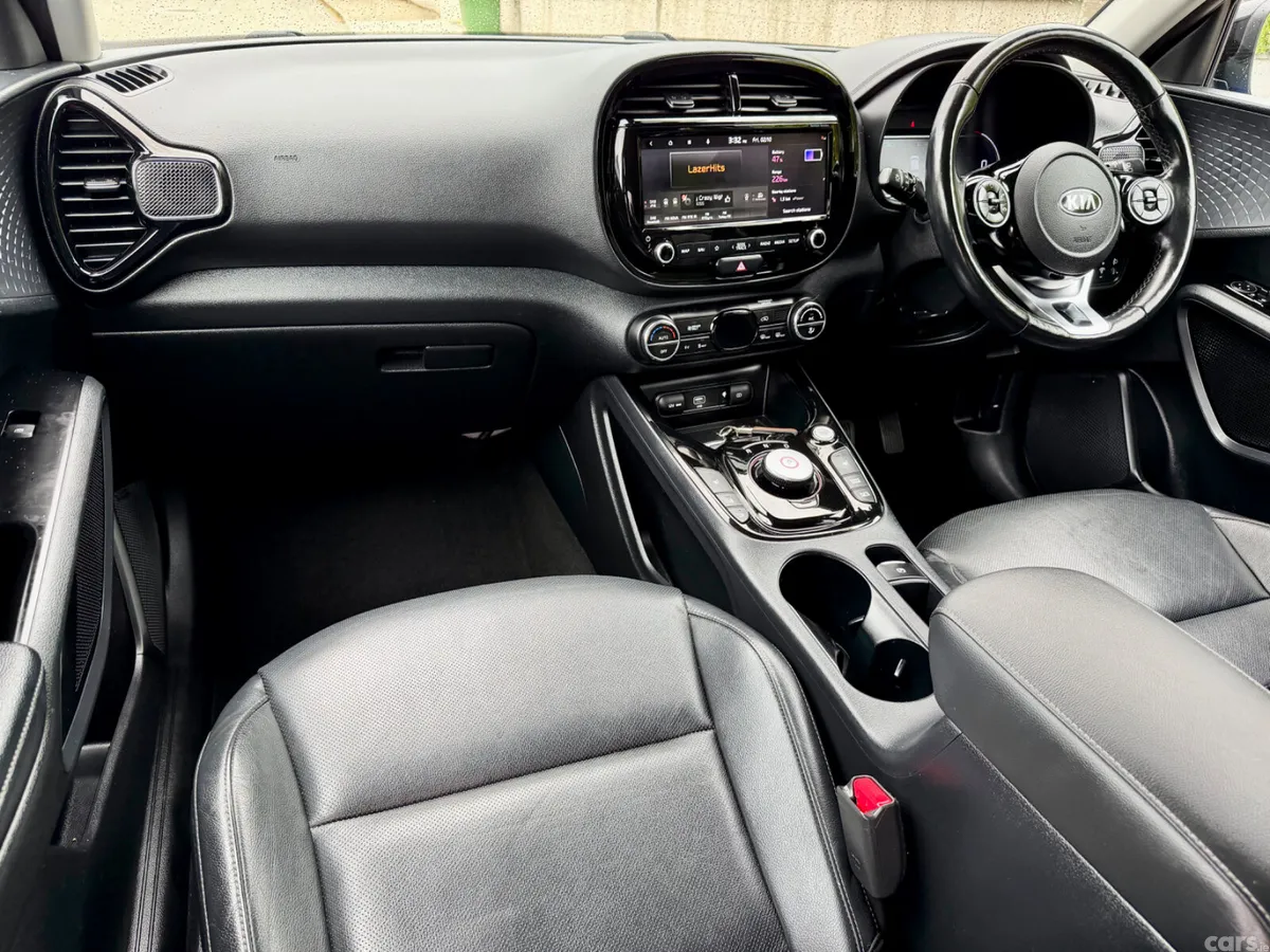 Kia Soul Hatchback, Electric, 2021, Blue