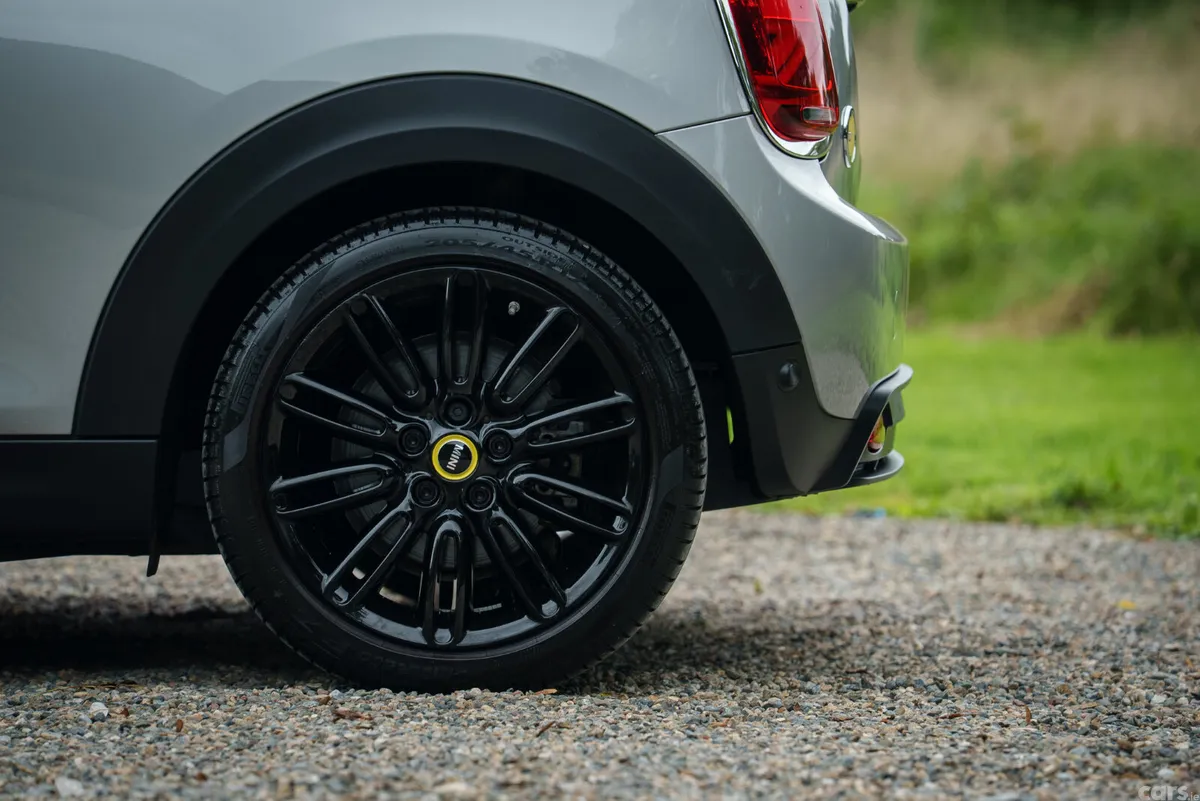 Mini Electric Hatchback, Electric, 2023, Grey