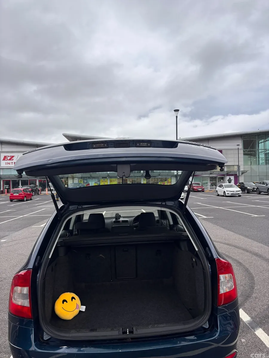 Skoda Octavia Estate, Diesel, 2012, Blue