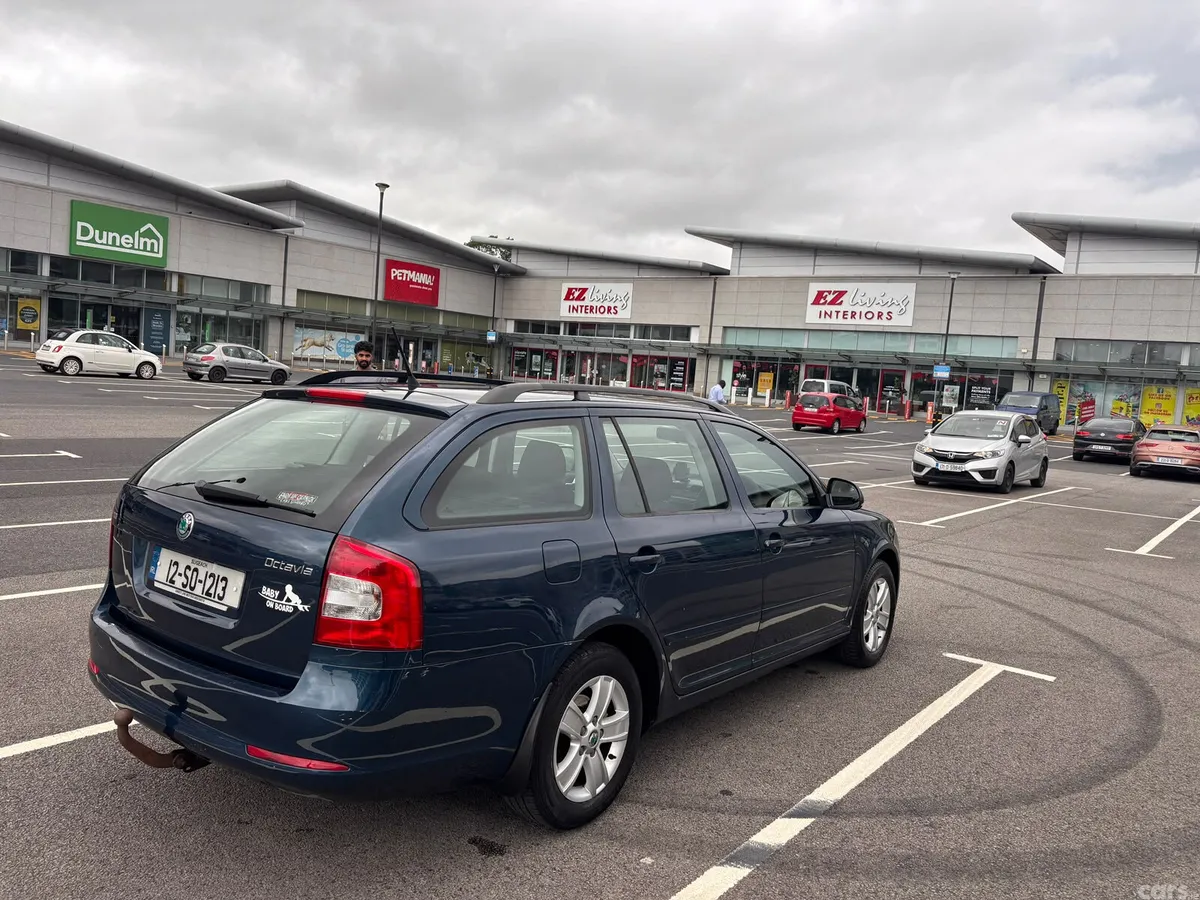 Skoda Octavia Estate, Diesel, 2012, Blue