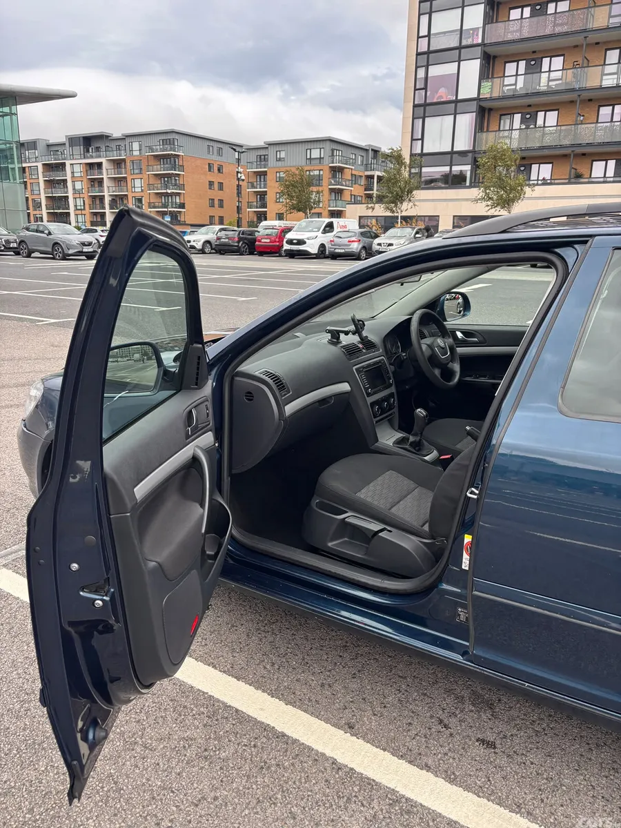Skoda Octavia Estate, Diesel, 2012, Blue