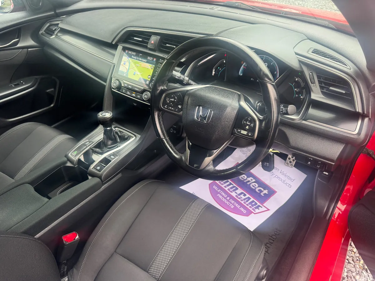 Honda Civic Hatchback, Diesel, 2019, Red