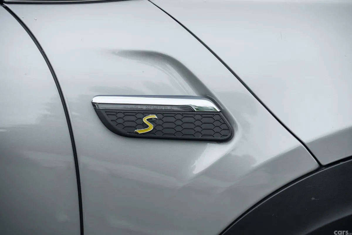 Mini Electric Hatchback, Electric, 2023, Grey