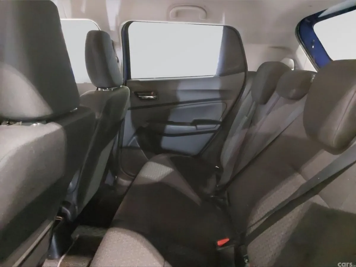 Suzuki Swift Hatchback, Petrol, 2023, Blue