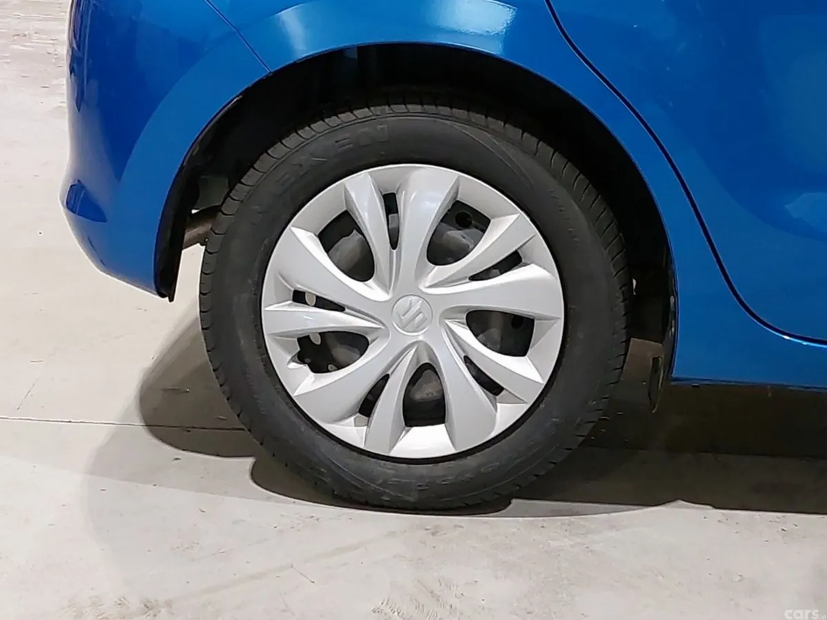 Suzuki Swift Hatchback, Petrol, 2023, Blue