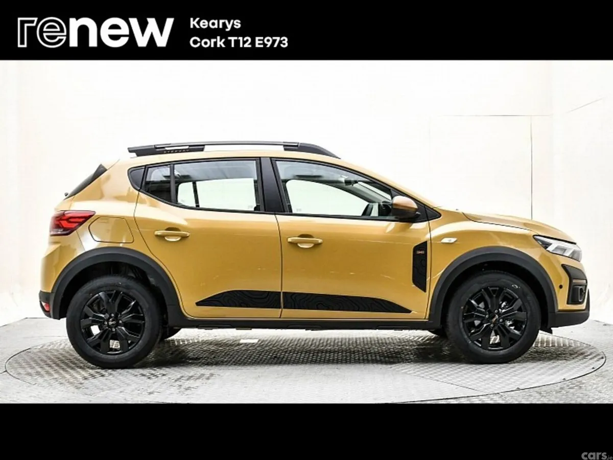 Dacia Sandero Stepway SUV, Petrol, 2024, Beige