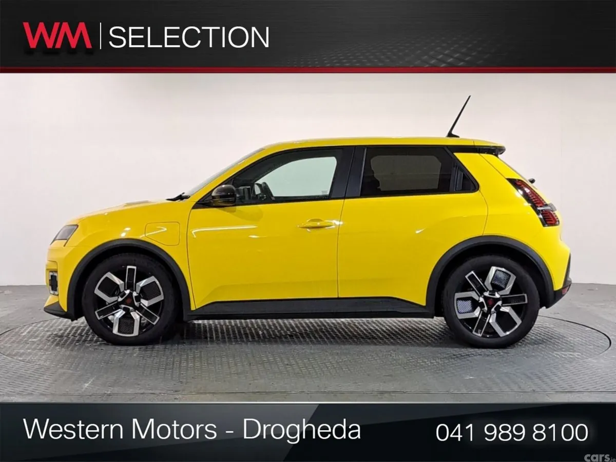 Renault 5 Hatchback, Electric, 2025, Yellow