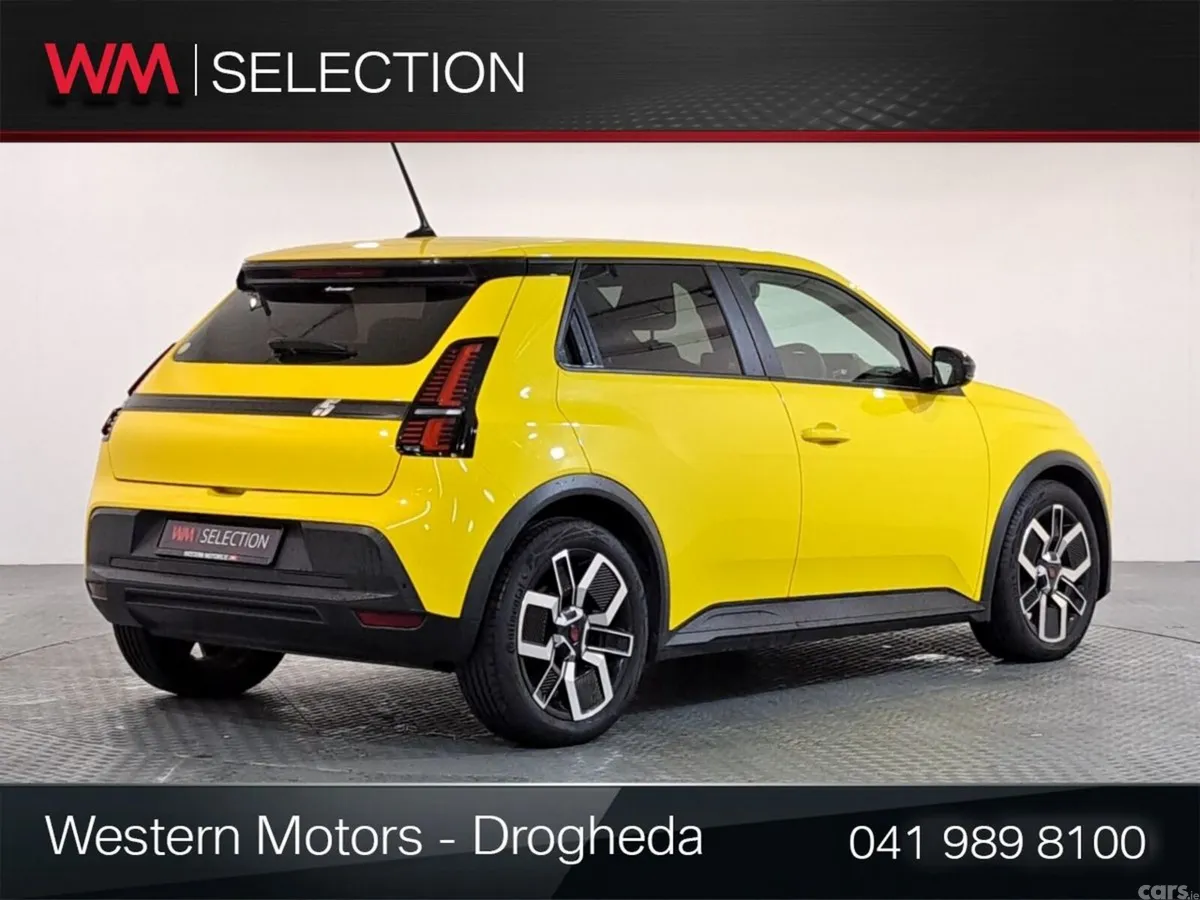 Renault 5 Hatchback, Electric, 2025, Yellow