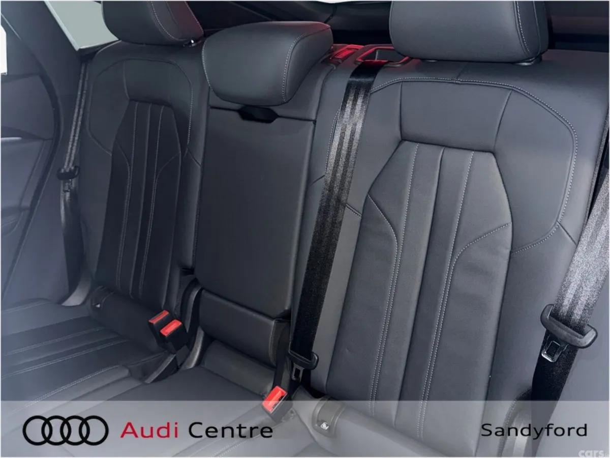 Audi Q5 Hatchback, Petrol Plug-in Hybrid, 2026, White