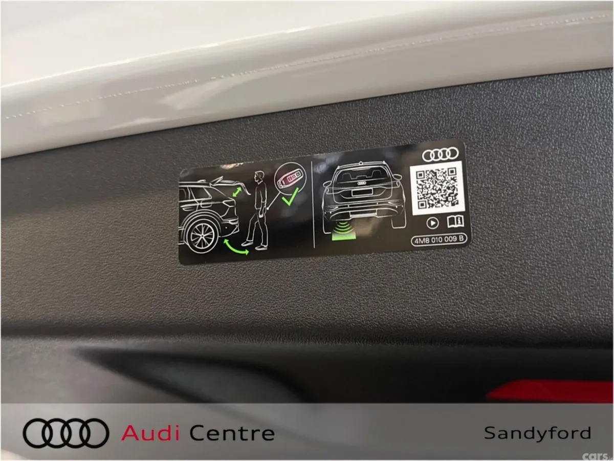 Audi Q5 Hatchback, Petrol Plug-in Hybrid, 2026, White