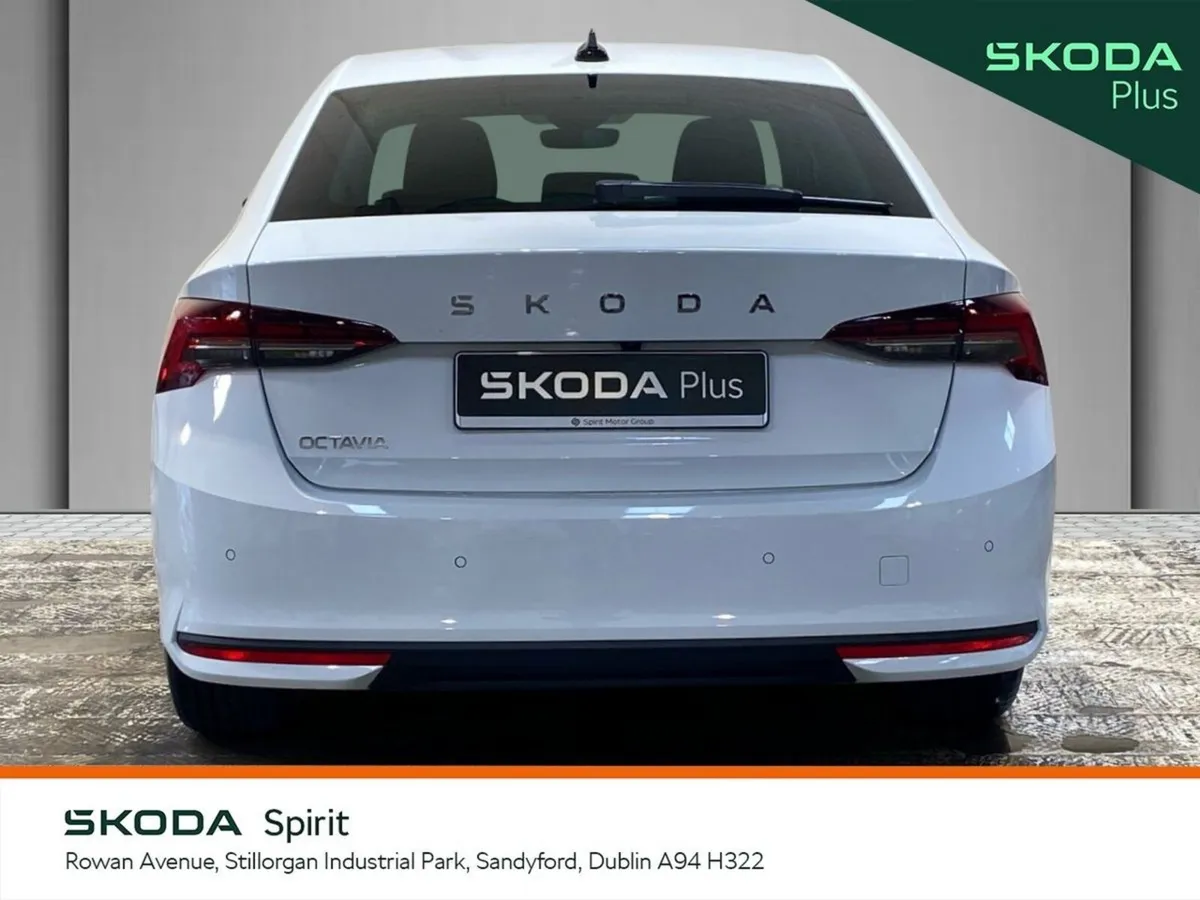 Skoda Octavia Saloon, Petrol, 2026, White