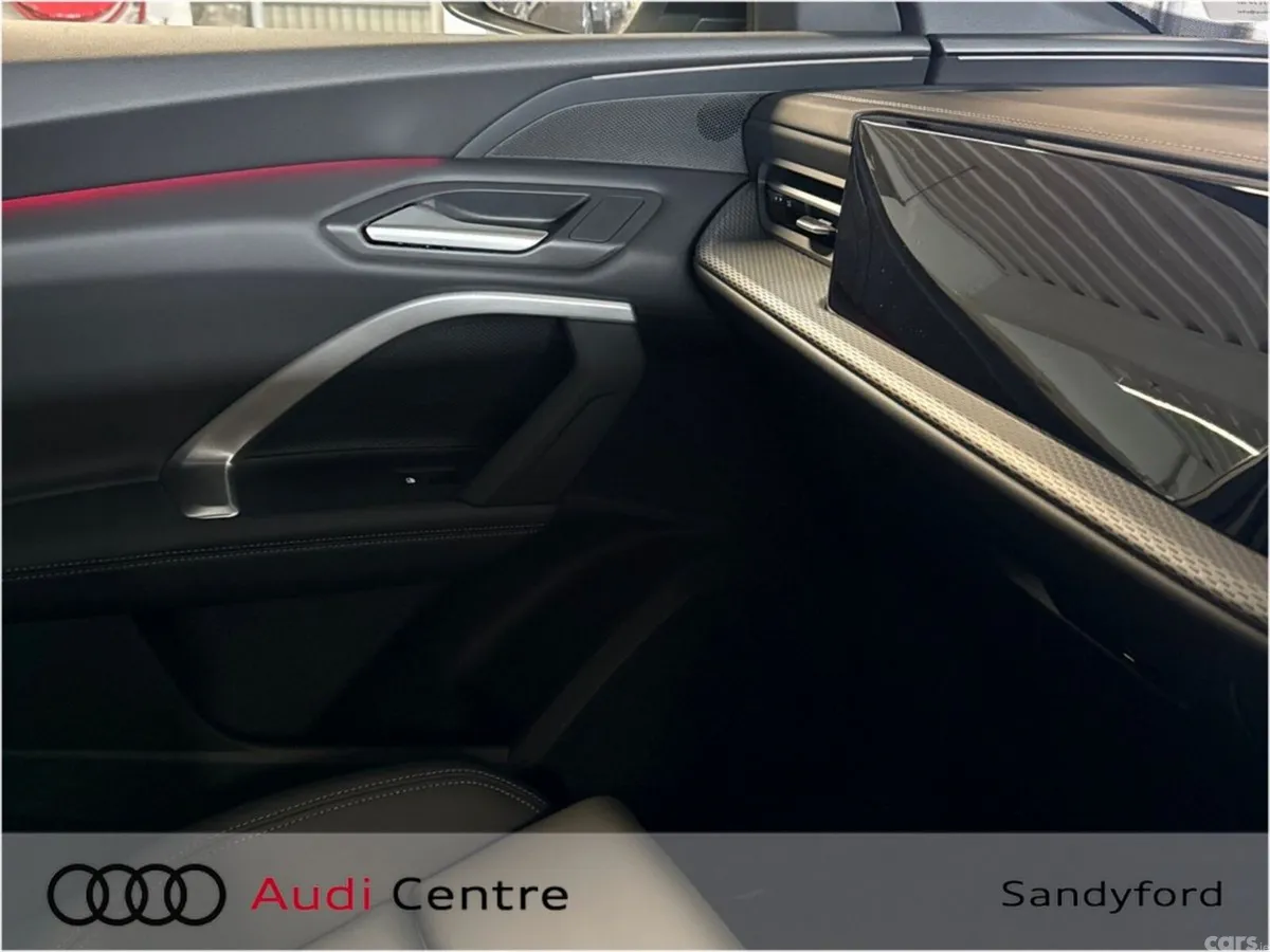 Audi Q5 Hatchback, Petrol Plug-in Hybrid, 2026, White