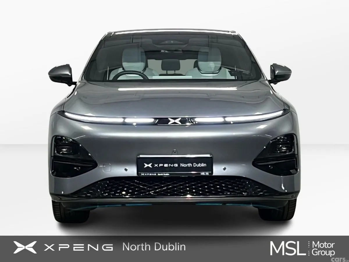 XPeng G6 Hatchback, Electric, 2025, Grey