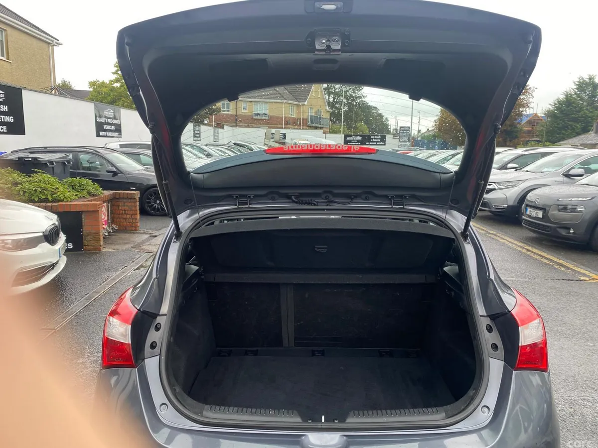 Hyundai i30 Hatchback, Diesel, 2016, Grey