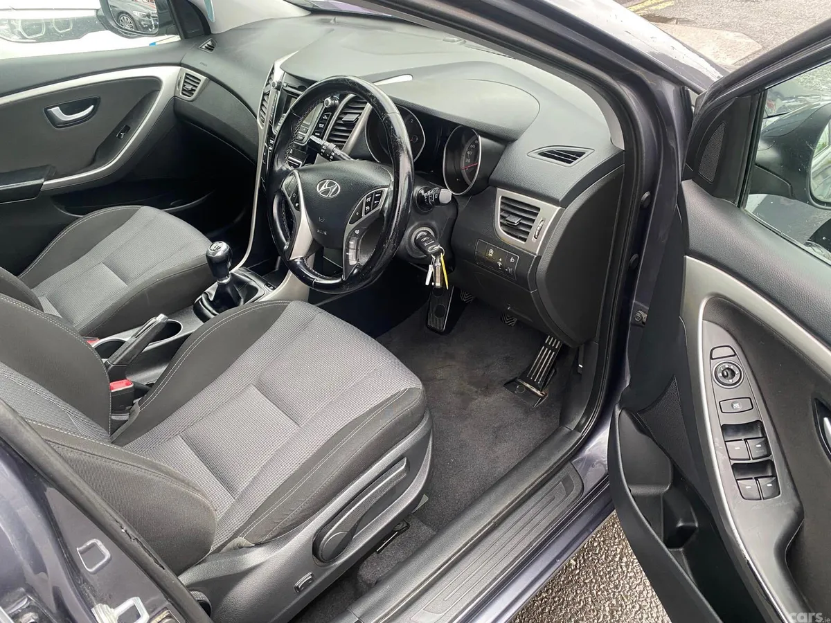 Hyundai i30 Hatchback, Diesel, 2016, Grey