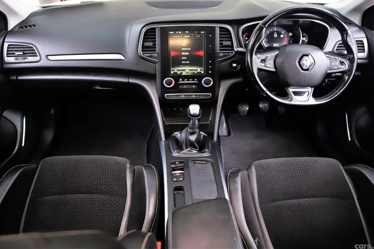 Renault Megane Hatchback, Diesel, 2018, Black