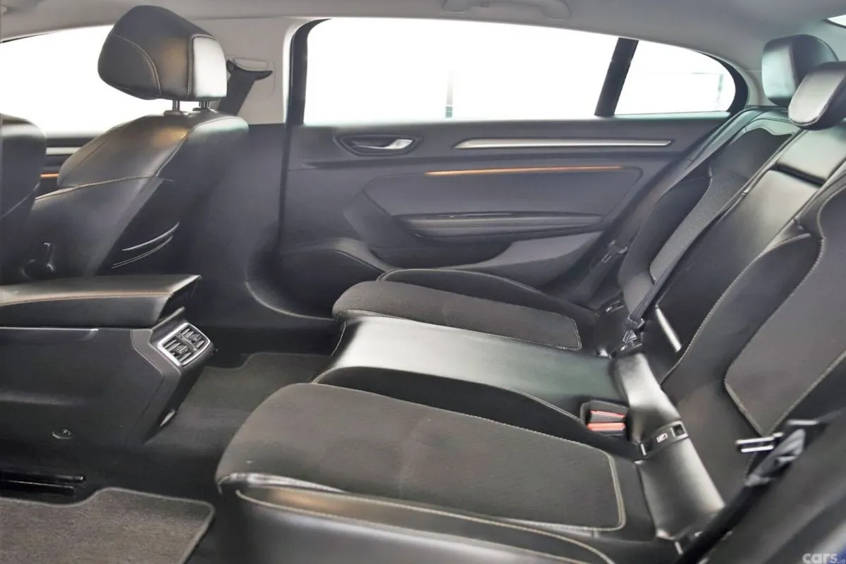 Renault Megane Hatchback, Diesel, 2018, Black