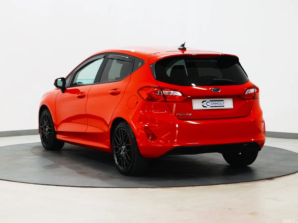 Ford Fiesta Hatchback, Petrol, 2021, Red