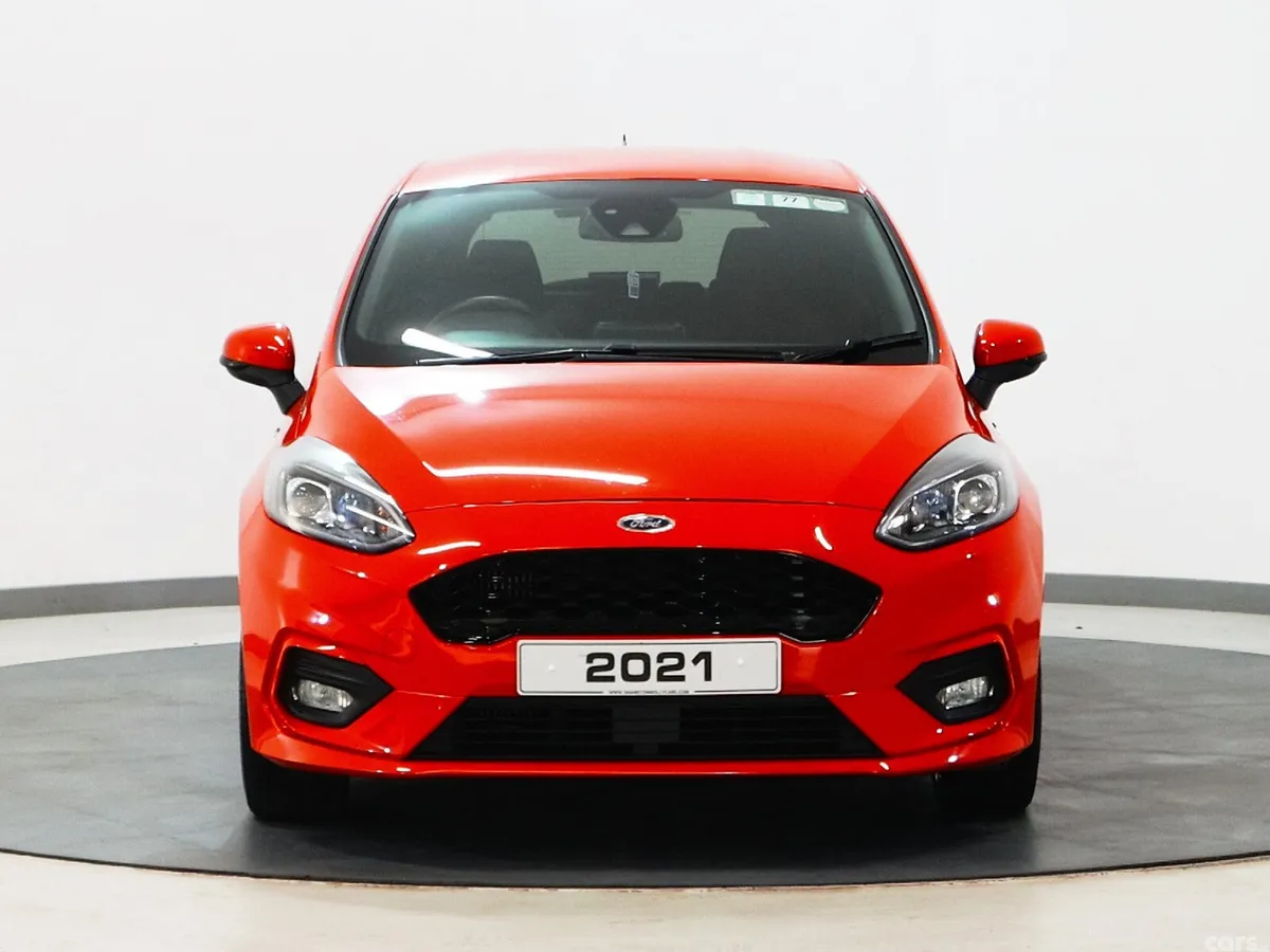 Ford Fiesta Hatchback, Petrol, 2021, Red