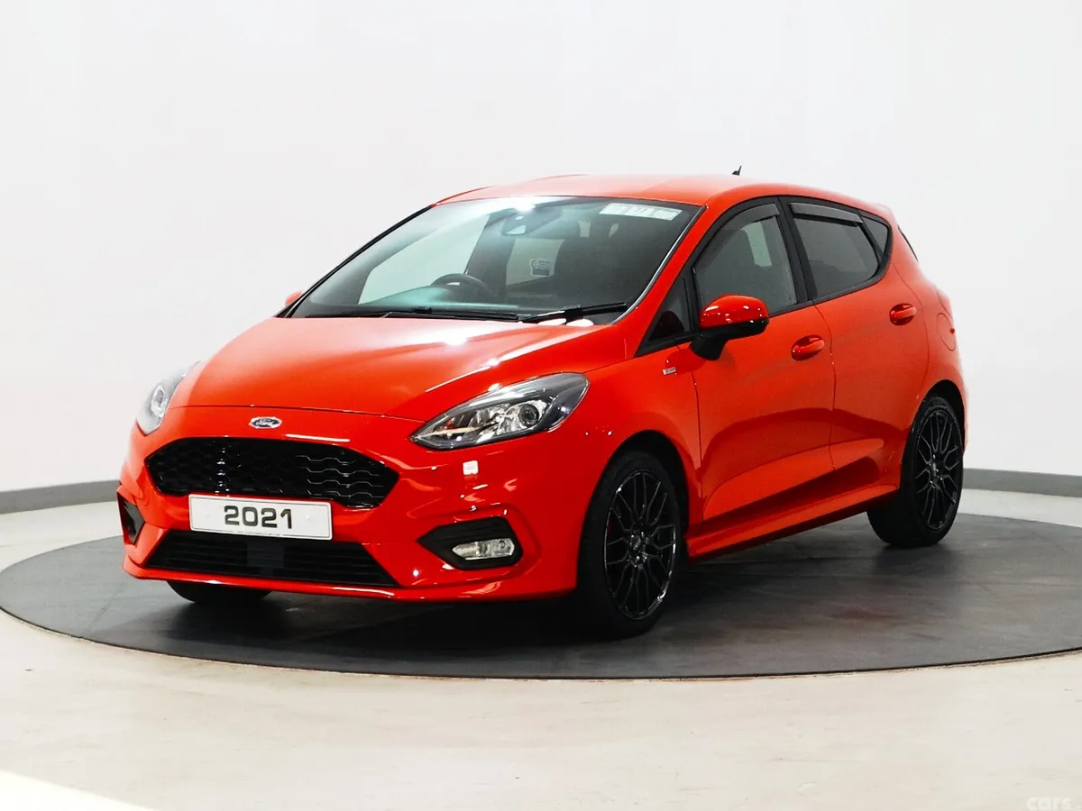 Ford Fiesta Hatchback, Petrol, 2021, Red