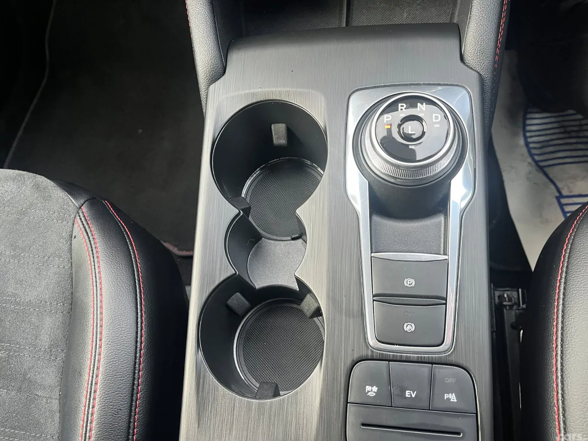 Ford Kuga SUV, Petrol Plug-in Hybrid, 2022, Grey