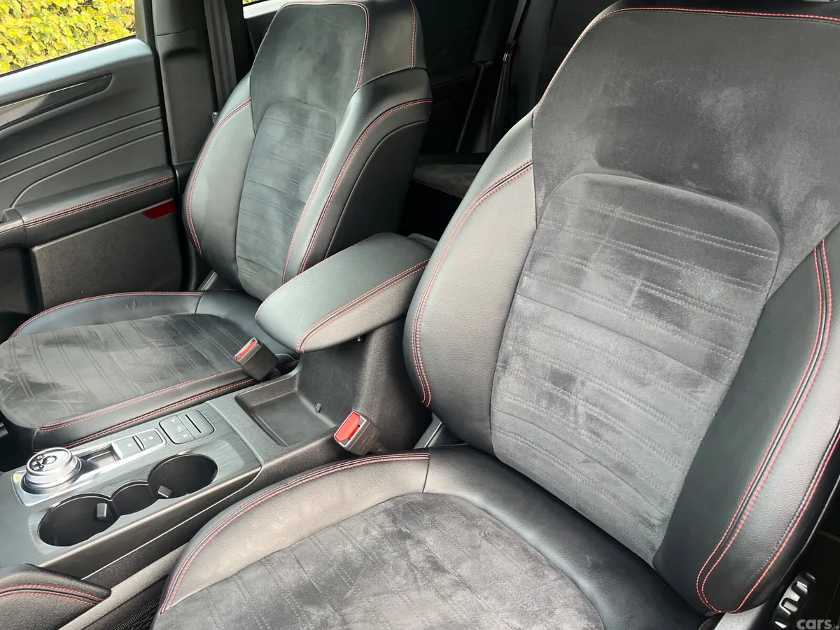 Ford Kuga SUV, Petrol Plug-in Hybrid, 2022, Grey