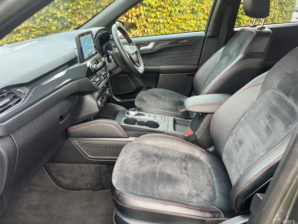 Ford Kuga SUV, Petrol Plug-in Hybrid, 2022, Grey