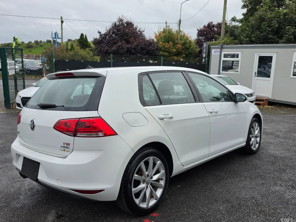 Volkswagen Golf Hatchback, Petrol, 2015, White