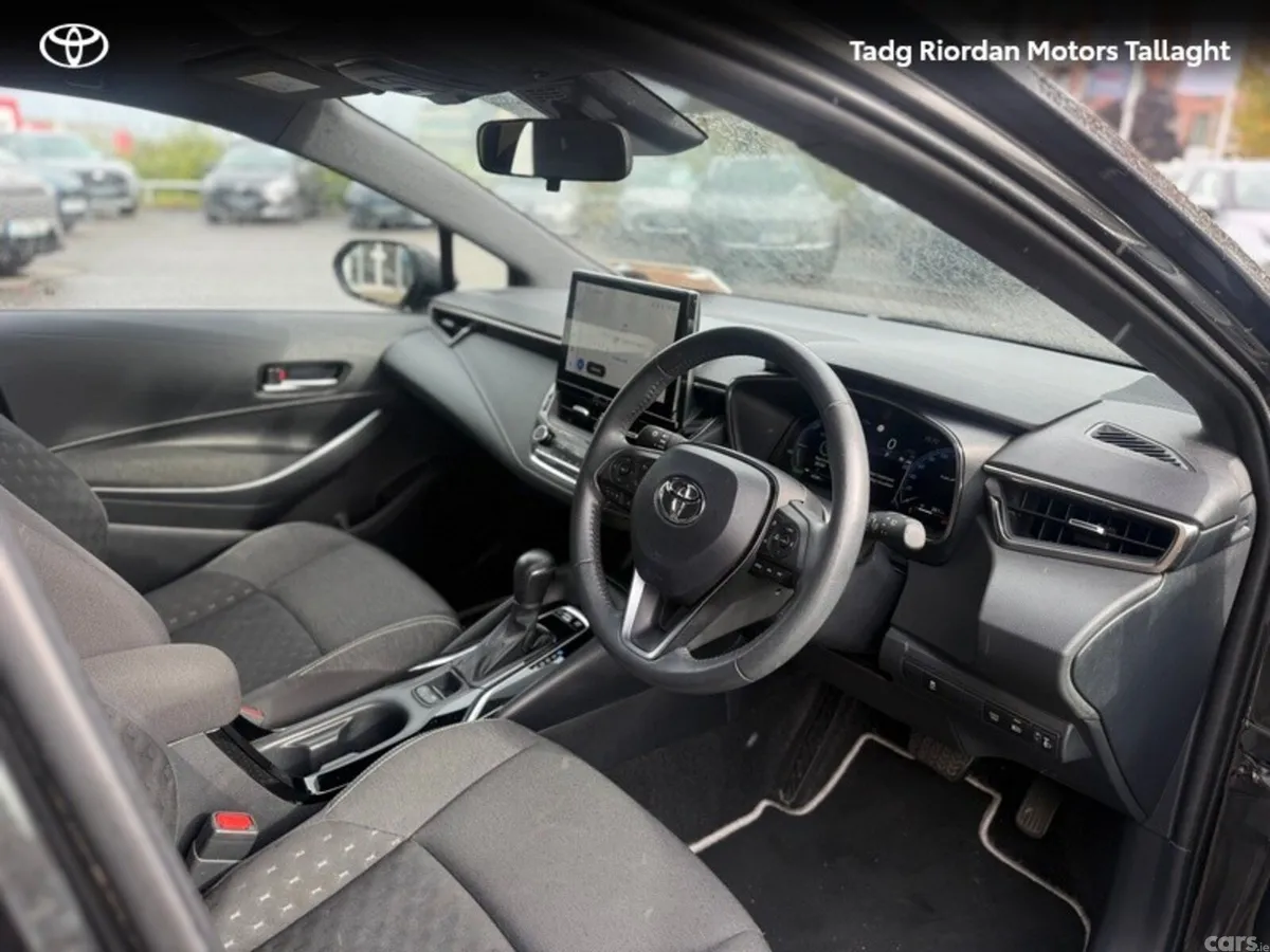 Toyota Corolla Hatchback, Petrol Hybrid, 2023, Black