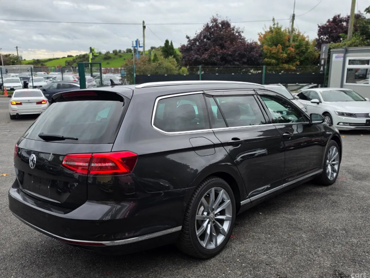Volkswagen Passat Saloon, Diesel, 2018, Grey