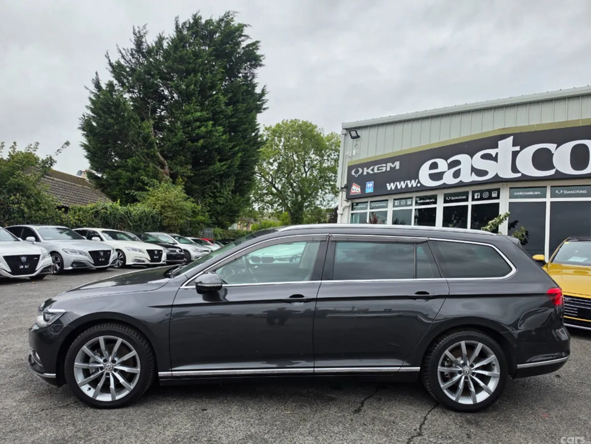 Volkswagen Passat Saloon, Diesel, 2018, Grey