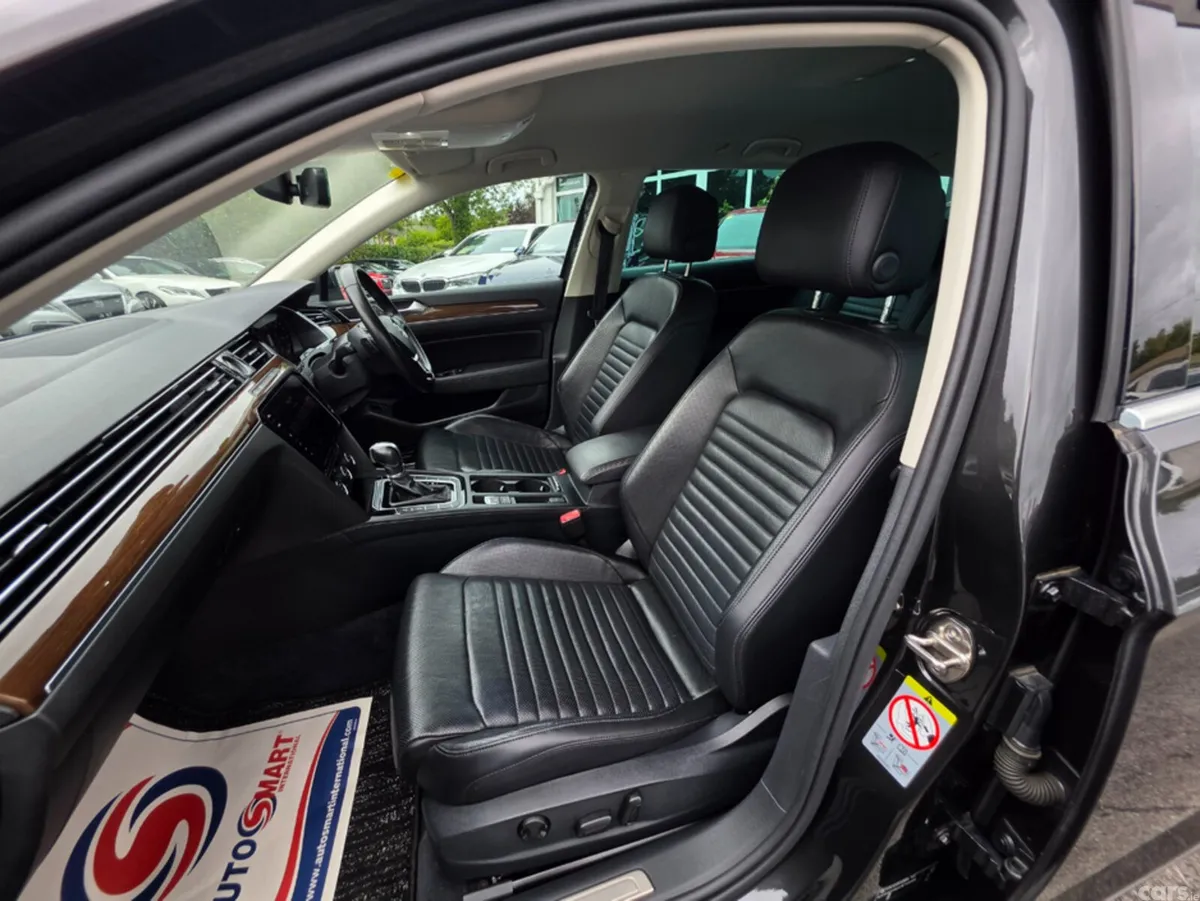 Volkswagen Passat Saloon, Diesel, 2018, Grey