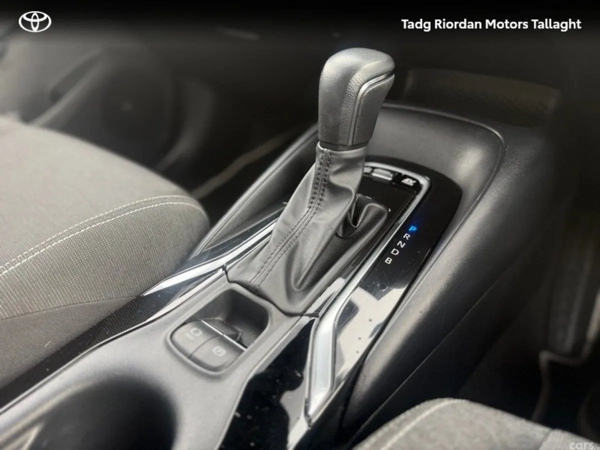 Toyota Corolla Hatchback, Petrol Hybrid, 2023, Black
