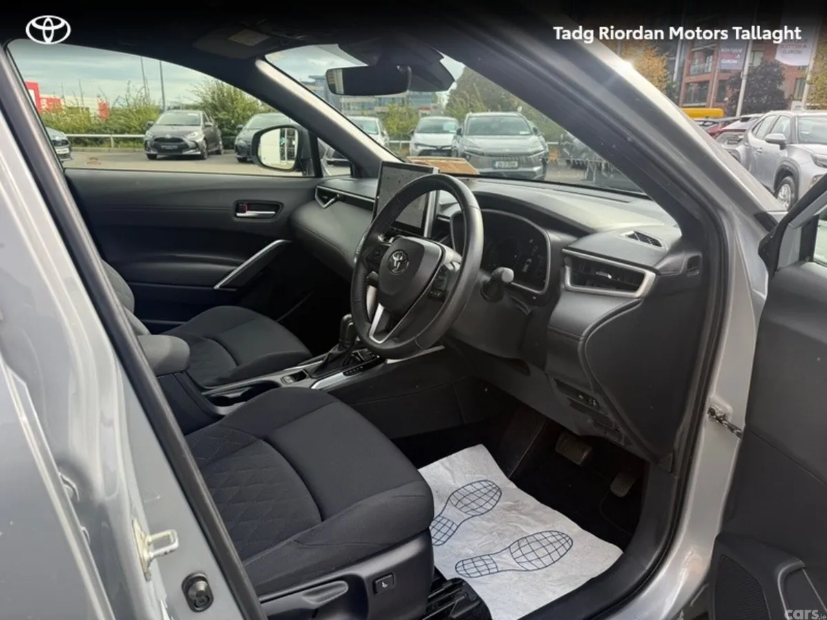Toyota Corolla Cross Hatchback, Petrol Hybrid, 2023, Grey