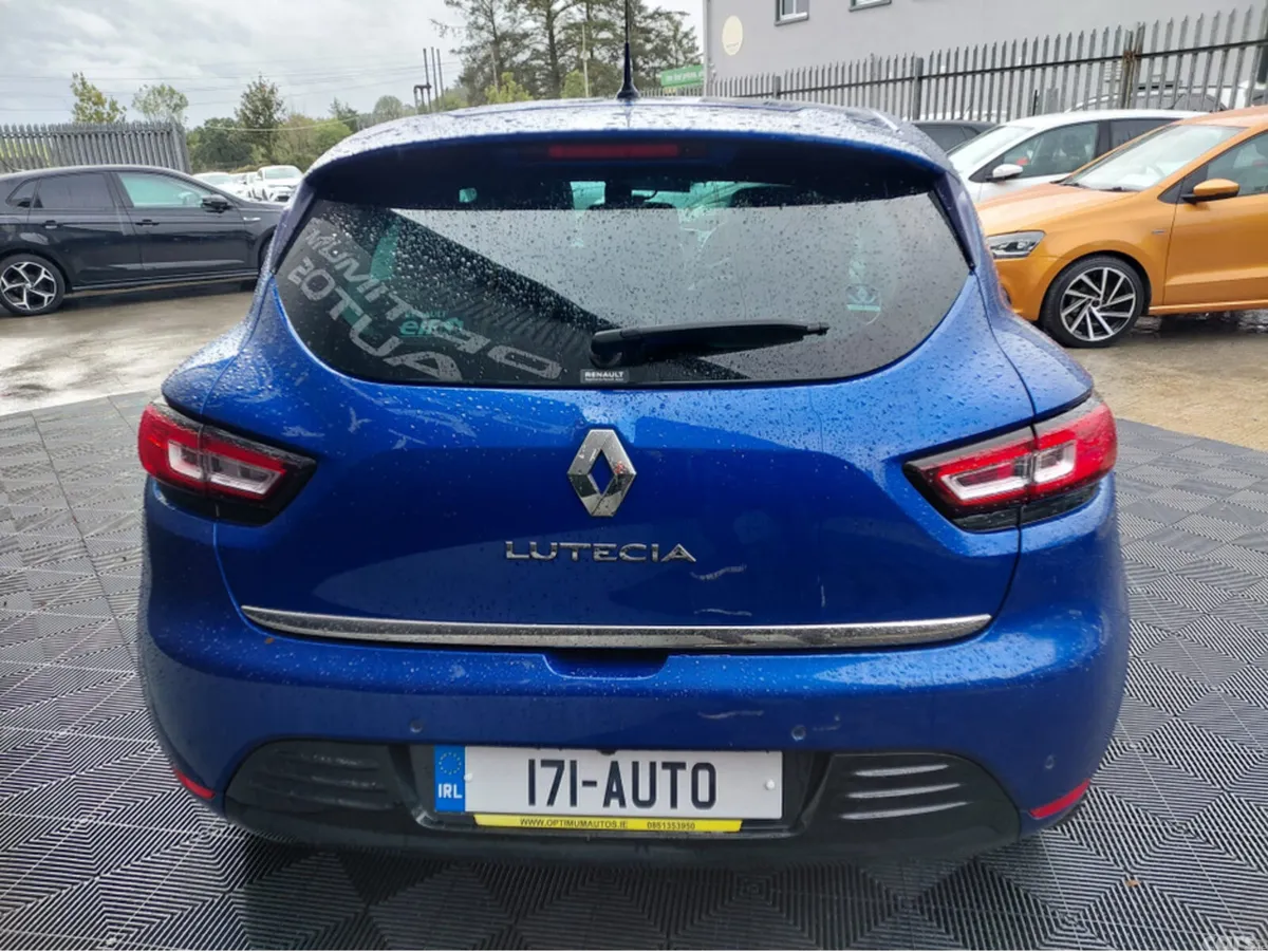 Renault Clio Hatchback, Petrol, 2017, Blue