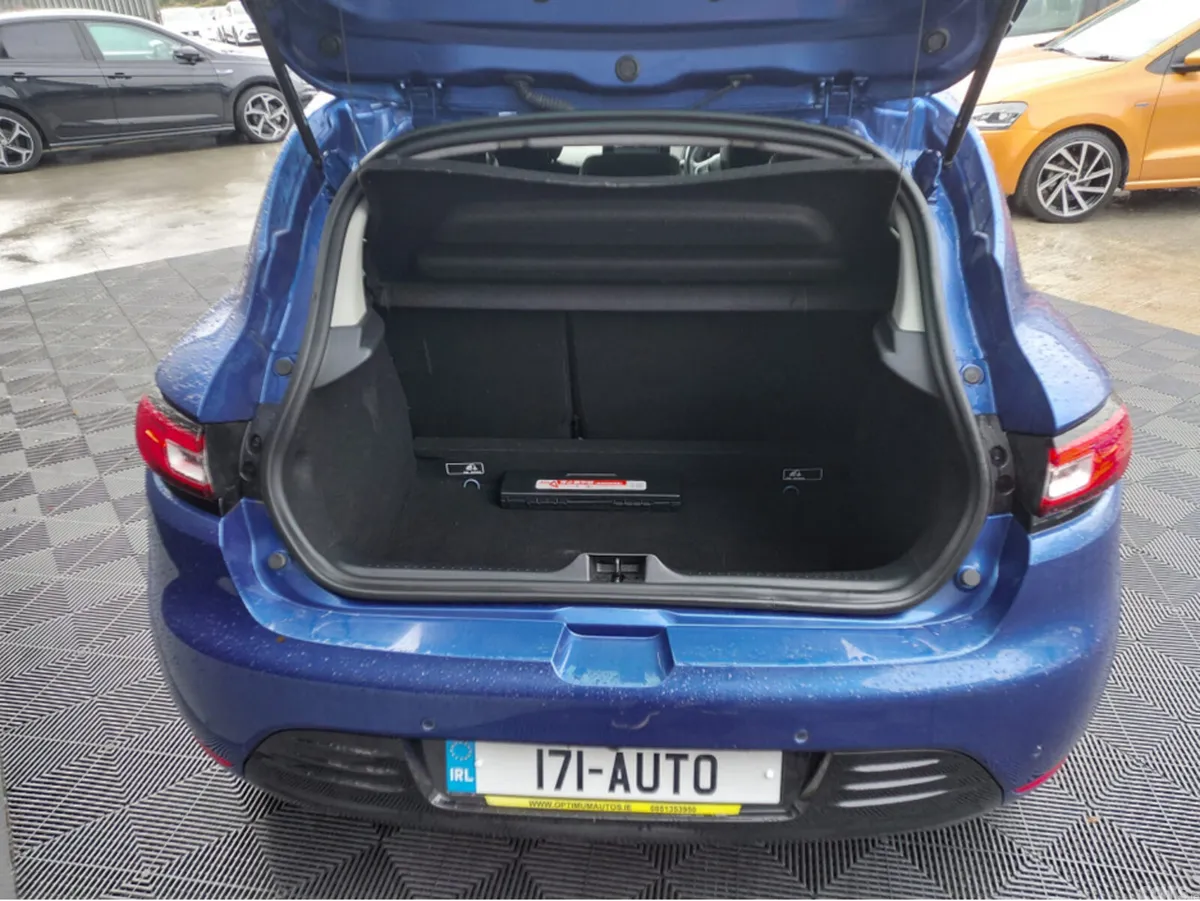 Renault Clio Hatchback, Petrol, 2017, Blue