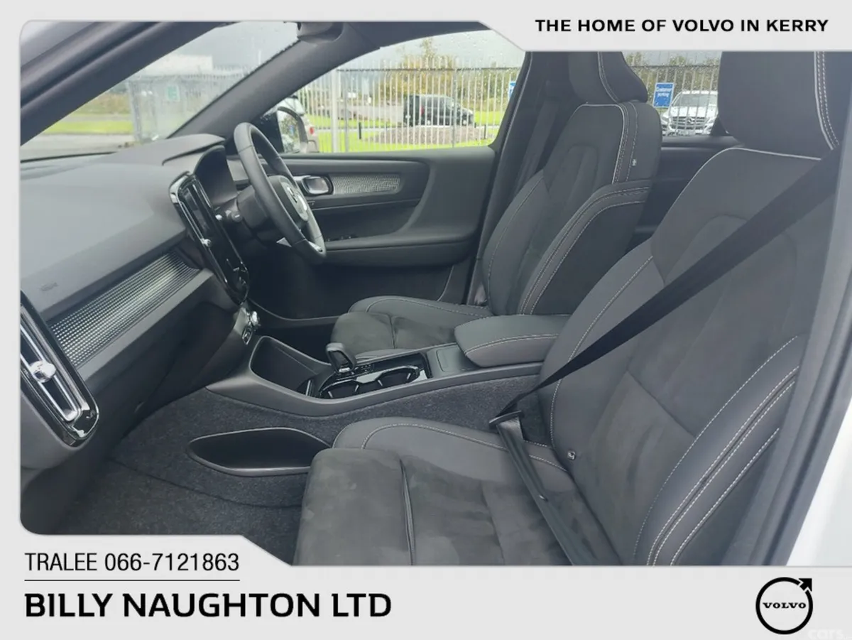 Volvo XC40 SUV, Electric, 2022, White