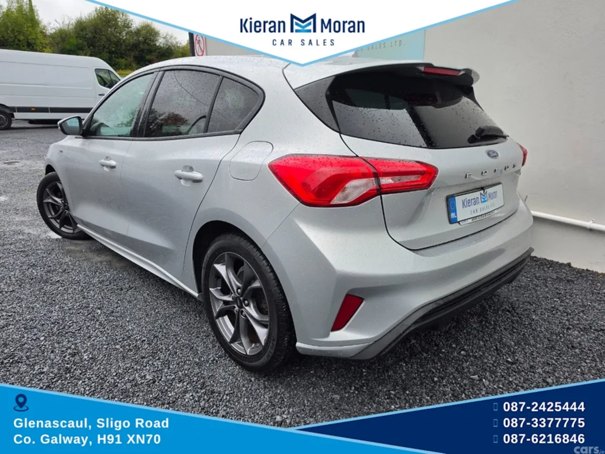 Ford Focus Hatchback, Diesel, 2019, Silver