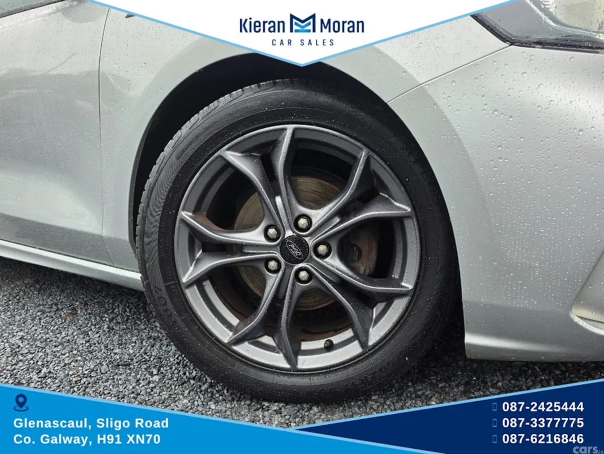 Ford Focus Hatchback, Diesel, 2019, Silver