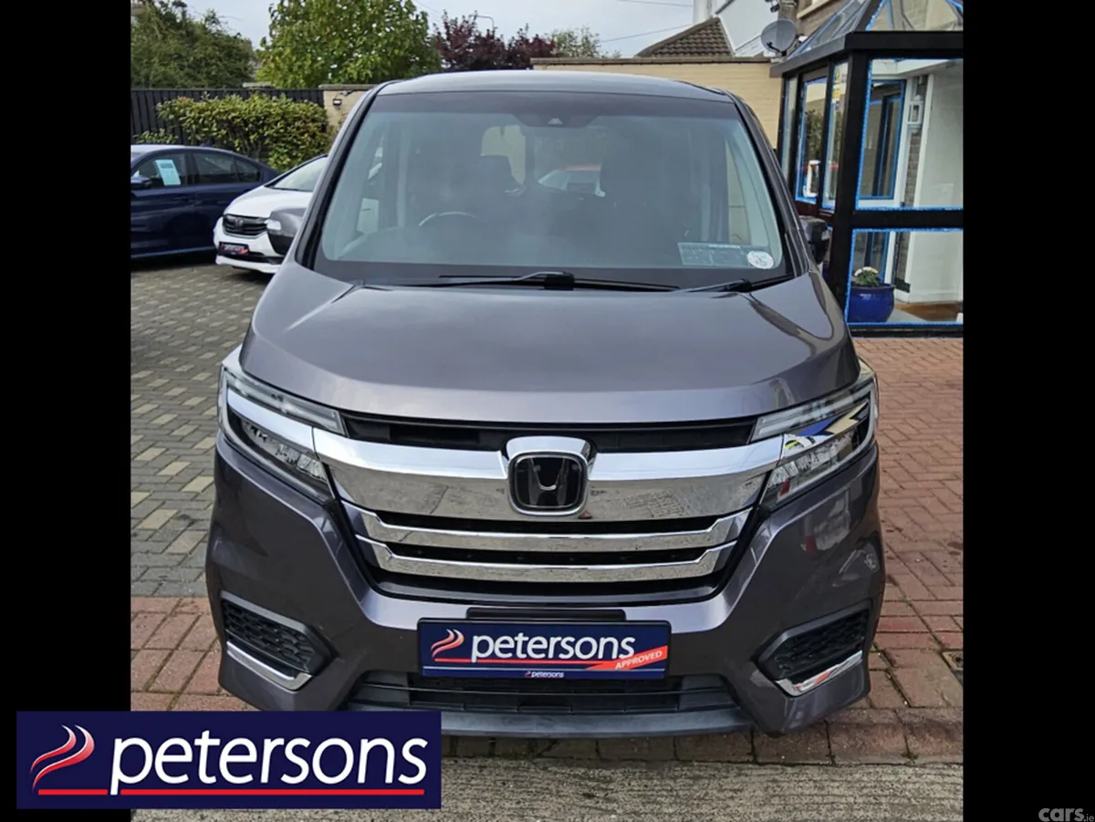Honda Stepwagon MPV, Petrol Hybrid, 2017, Grey