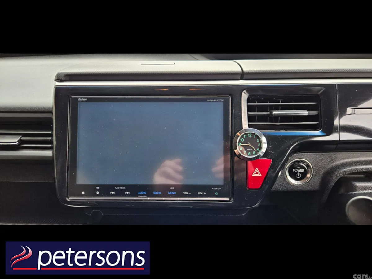 Honda Stepwagon MPV, Petrol Hybrid, 2017, Grey