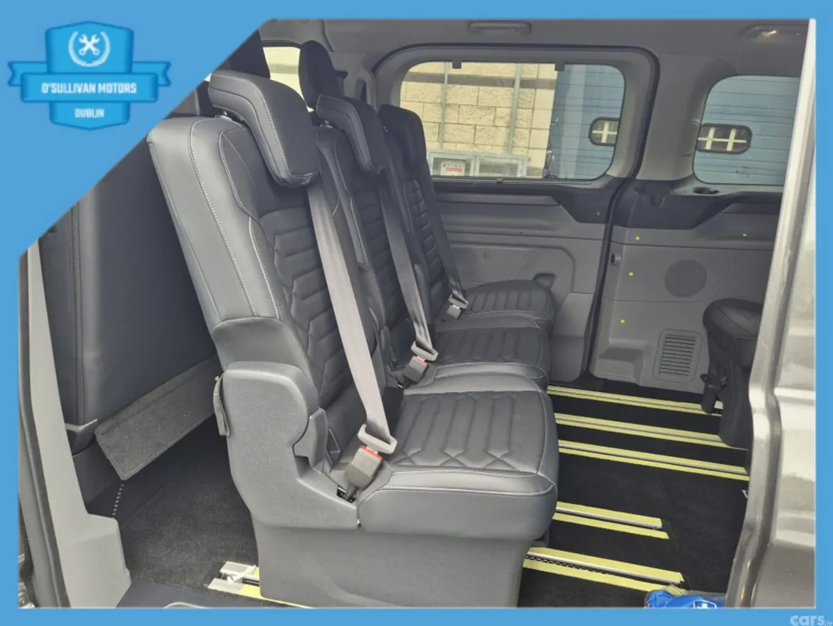 Ford Tourneo Custom MPV, Petrol Plug-in Hybrid, 2026, Grey