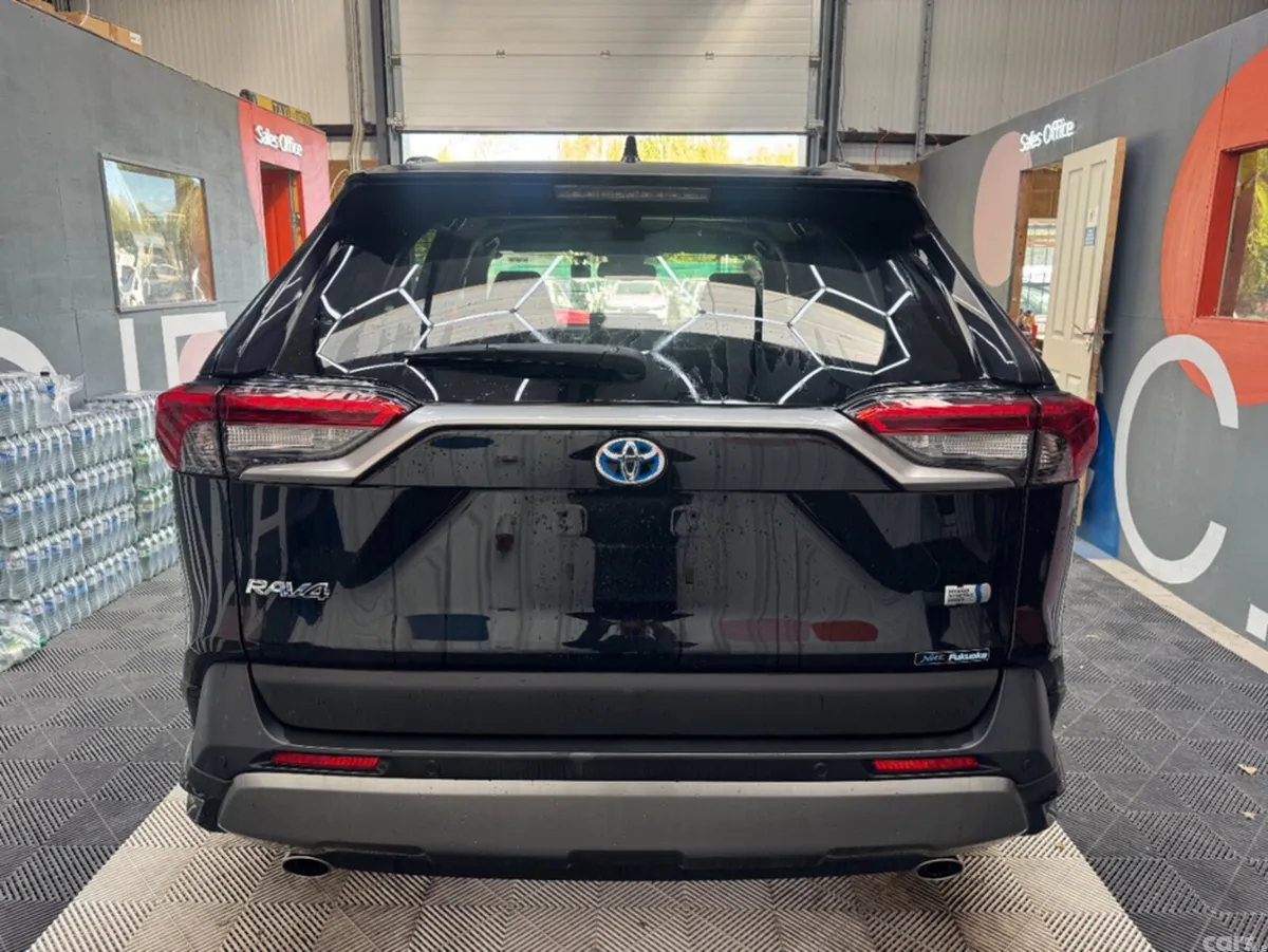 Toyota RAV4 SUV, Petrol Hybrid, 2024, Black